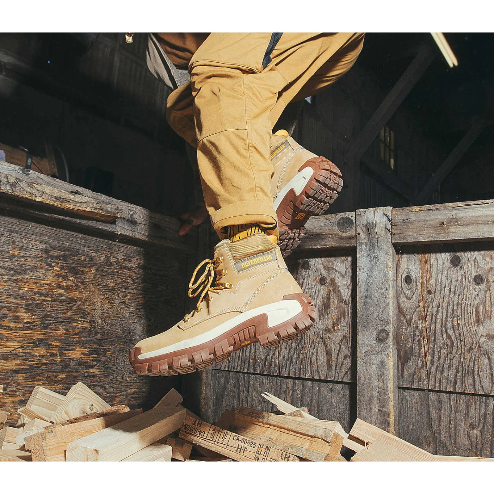 Cat Footwear Lightweight | Slip Resistant*Invader Hi Steel Toe Work Boot